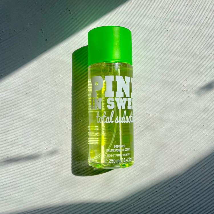بادی اسپلش های اورجینال از برند پینک این سوییت Pink In Sweet Body Splash در ۴ رایحه - حجم 250 میل
