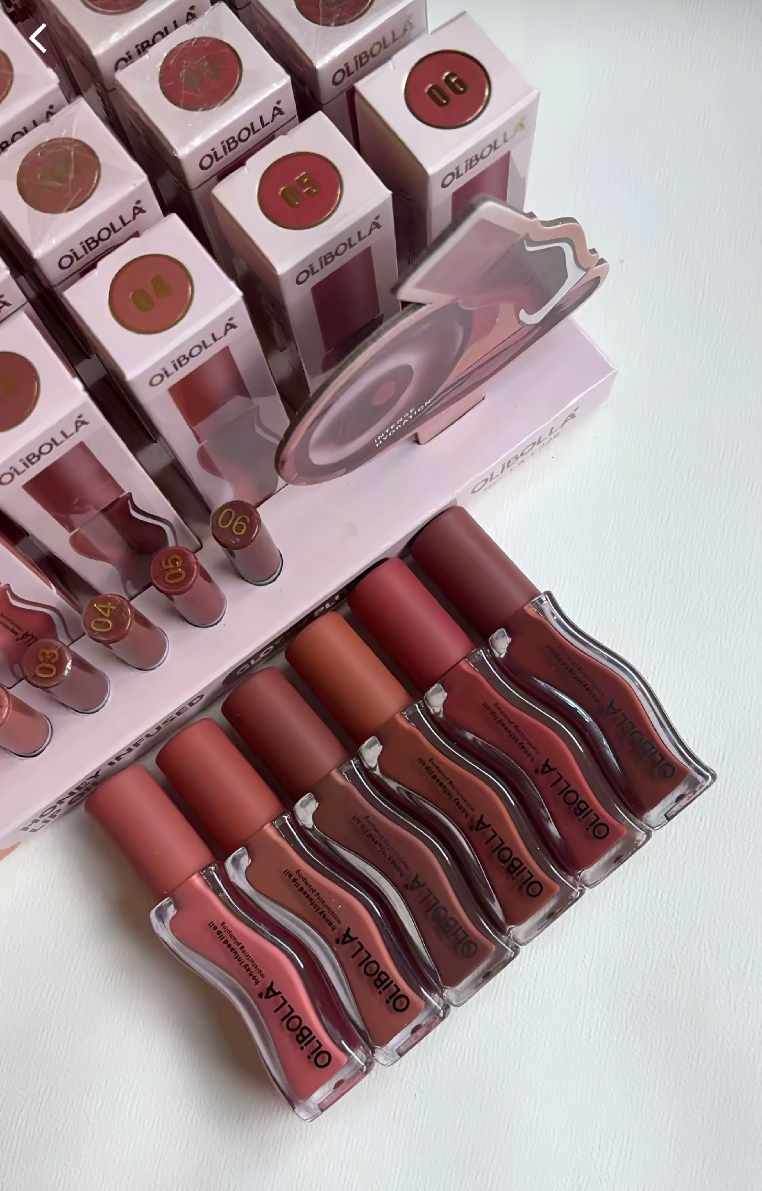 لیپ گلاس اولیبولا Olibolla مدل Honey Infused Lip Oil طرح گیسو
