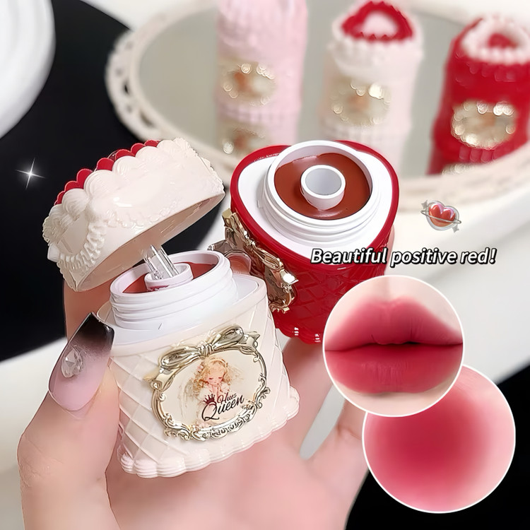 رژلب خمیری کیک توت فرنگی دوپ فلاور نوز huesqueen